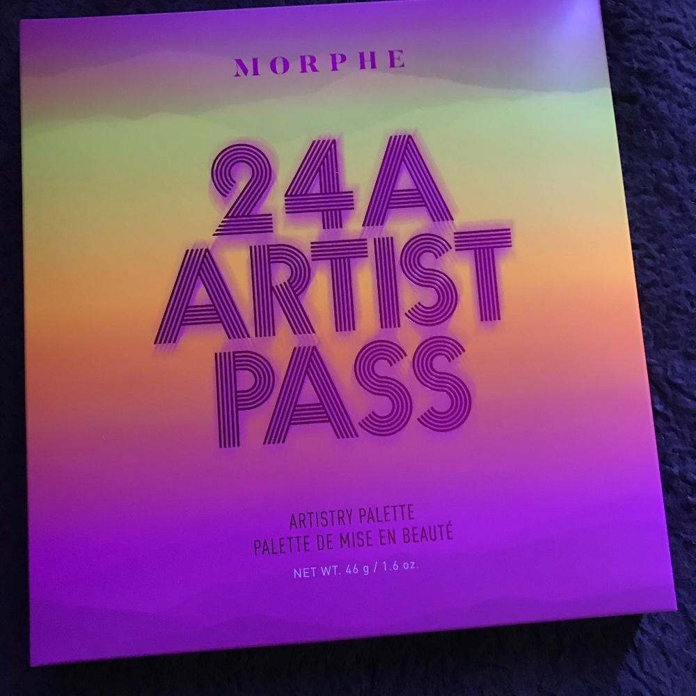 Morphe X Saweetie eyeshadow pallete